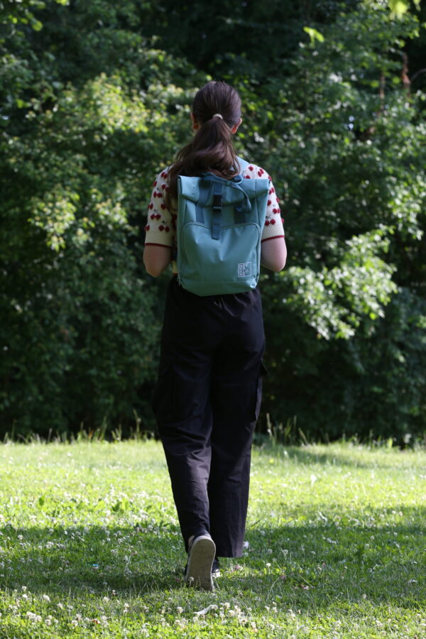 Rolltop Rucksack "never alone" – Bild 5