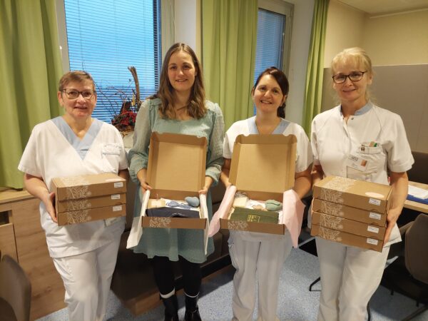 SPENDEN-Ermutigungsbox mit BH-Portkissen – Bild 4